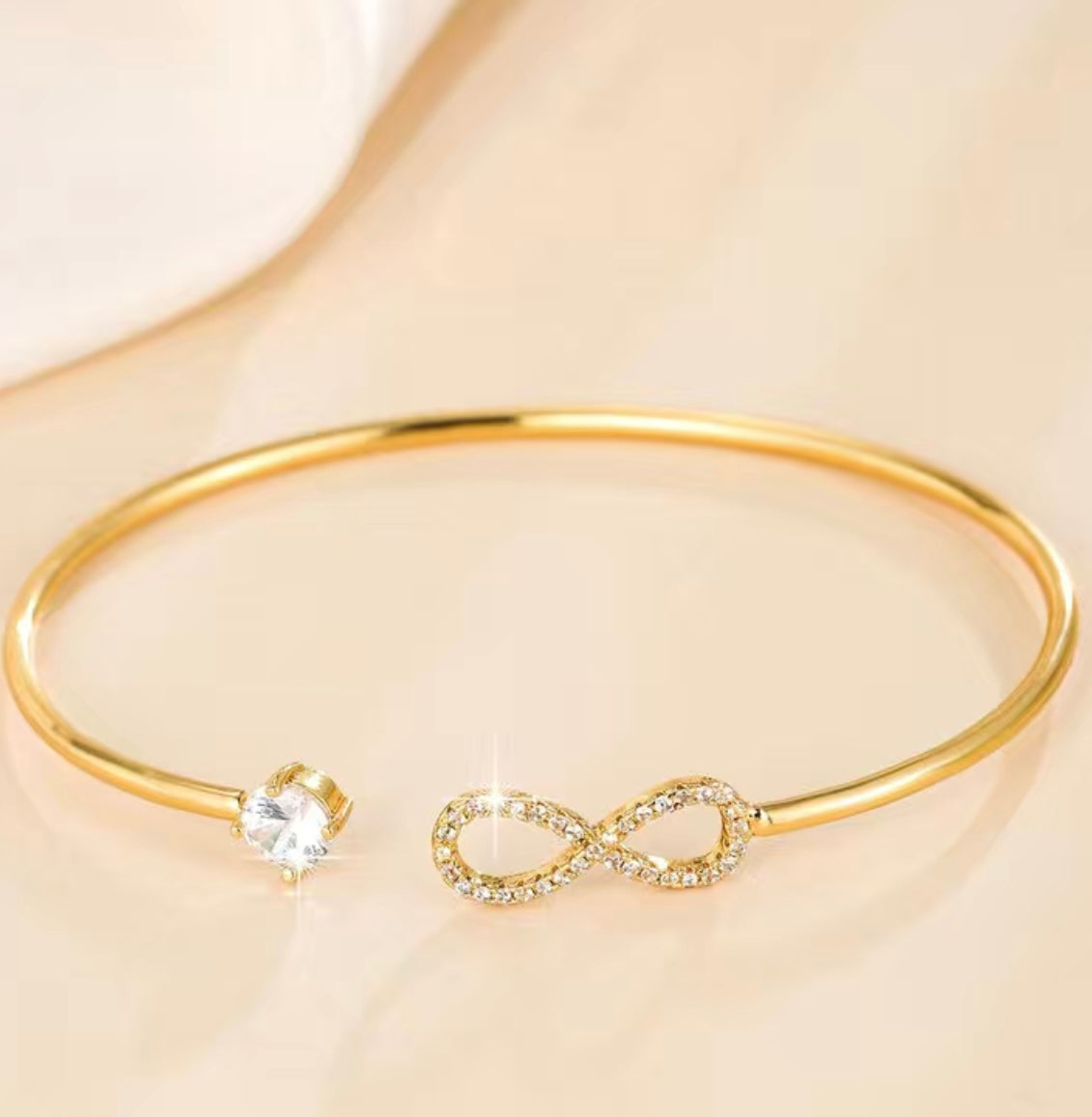 Shine Infinitely Bracelet